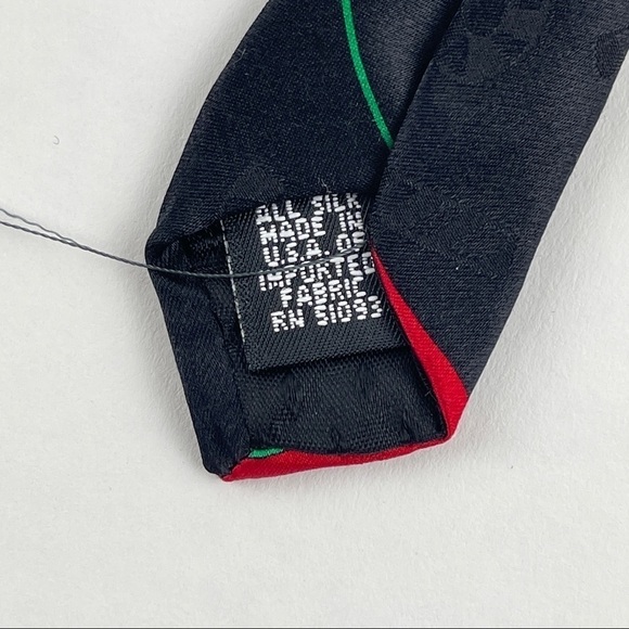 Hallmark Yule Tie Greetings Tie Mens Black Santa Christmas - Picture 2 of 6